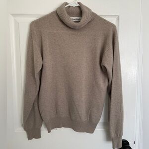 VTG Claude Vernet 100% cashmere turtleneck sweater M